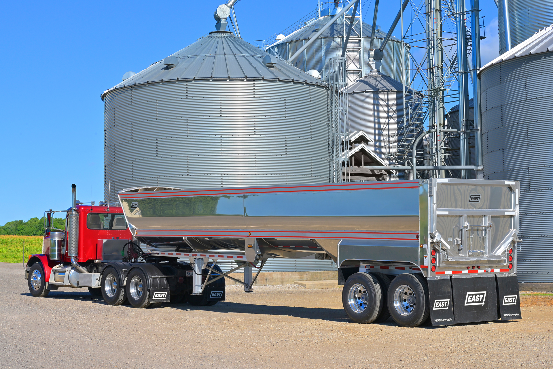 New East Manufacturing round bottom trailer