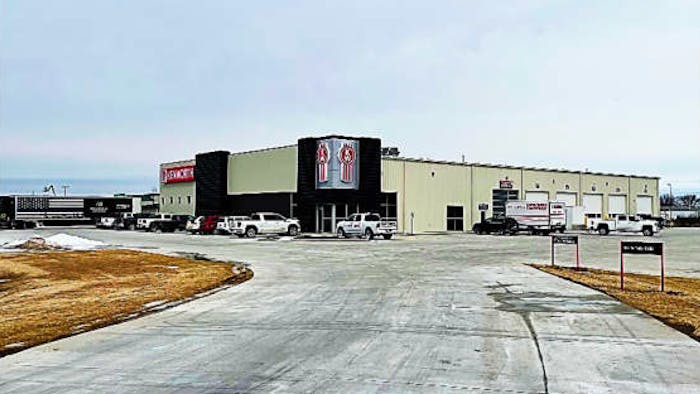 Wisconsin Kenworth has opened a new 24,000 sq.-ft. Kenworth truck dealership in North Fond du Lac, Wis.