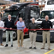 Link Mfg ribbon cutting