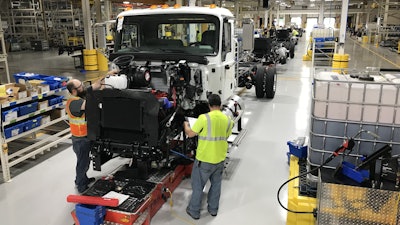 Production of the Mack MD7 Series