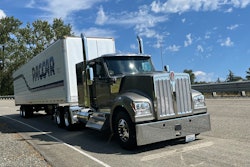 Kenworth tractor with new Paccar AMT