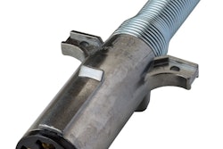 Tectran's new heavy-duty plug