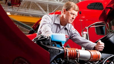 Peterbilt service technician