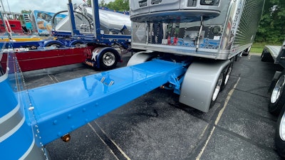 Fleenor Bros.' 2022 Kenworth W900 wheelbase