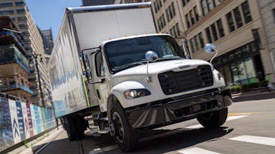 Freightliner Plus Series tractor