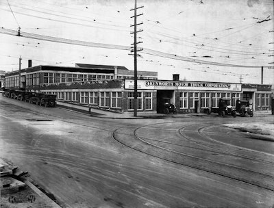 A historical photo of the Kenworth Motor Truck Co. in the 1920s.