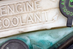 Engine coolant reservoir