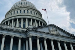 U.S. Capitol building image from the ground