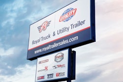 Royal Truck & Utility Trailer signage