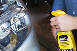 Tub O' Towels spray bottle in use