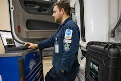 Technician using JPRO professional