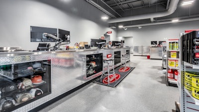 TLG Peterbilt - Evansville parts showroom