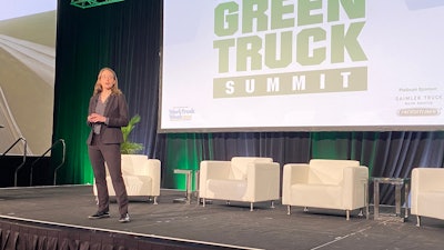 Mary Aufdemberg from DTNA speaks at Green Truck Summit
