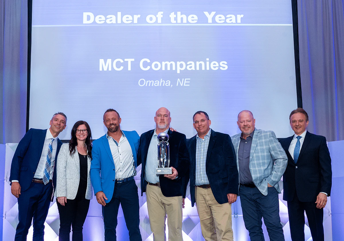 Carrier Transicold names dealers of the year Carrier Transicold names dealers of the year