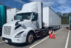 Volvo VNR Electric