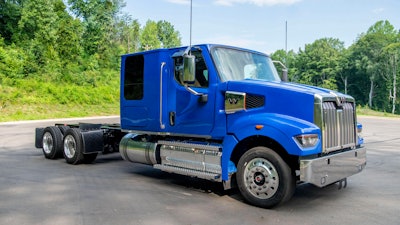 Fontaine Modification Western Star Auto Hauler