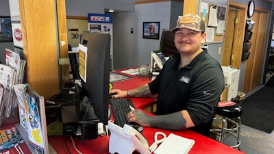 Allstate Peterbilt team parts counter