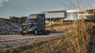 Volvo VNL on the highway