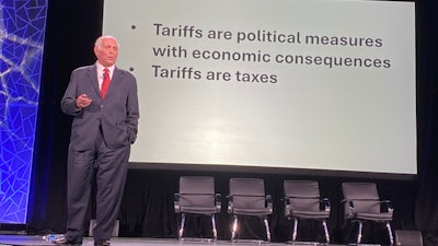 Bob Dieli presents at Heavy Duty Aftermarket Dialogue