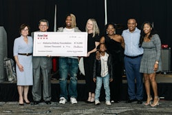 Four Star donation to kidney foundation