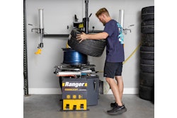 Using A Ranger R980 Dp Tire Changer