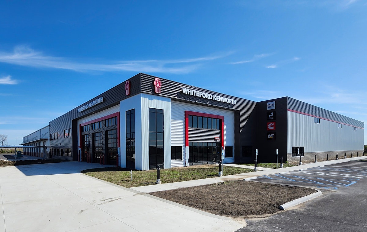 Midwest dealer marks 50 years with Kenworth