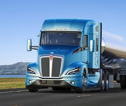 Paccar achieved 30.4% market share in the second quarter of 2025 in North American markets.