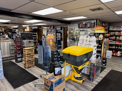 Southside Trailer Service managers use analytics and customer expertise to select inventory for their locations to meet market demand.