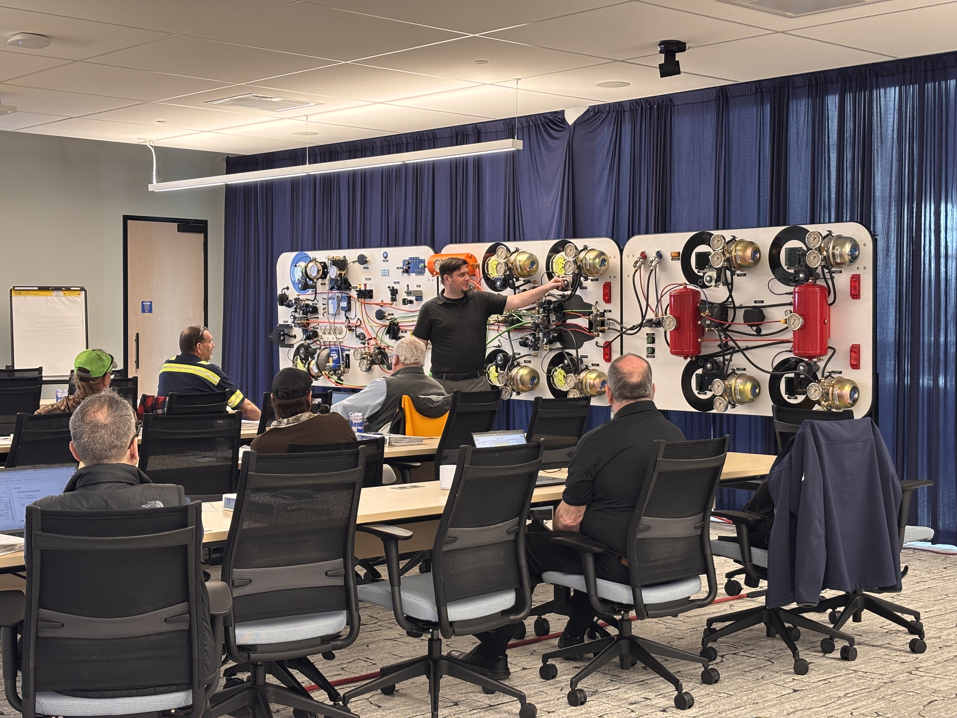 Bendix Commercial Vehicle Systems has announced its 2026 training classes.