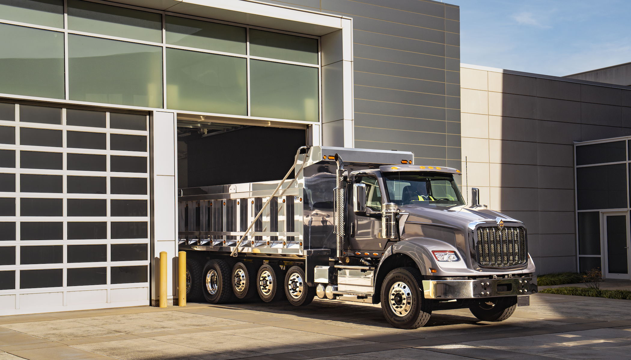 International Hx Exited Service Garage