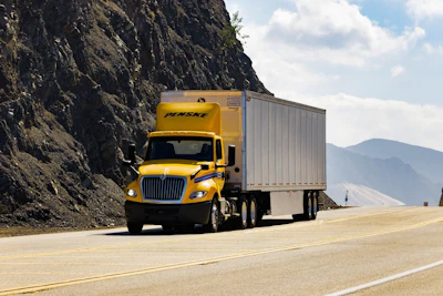 Penske Truck Leasing names 12 suppliers of the year during its supplier conference in Texas.