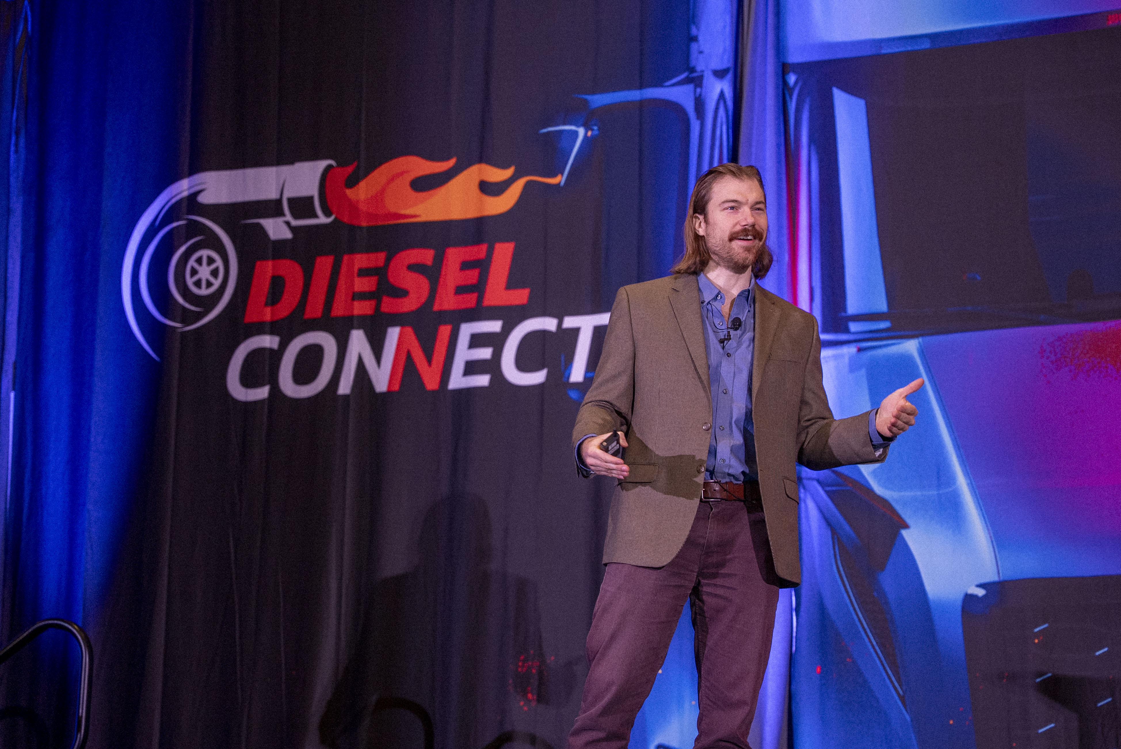 Dr. Alex Leslie from the American Transportation Research Institute (ATRI) speaks to Fullbay's Diesel Connect conference in Arizona.