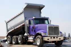 Analysts report drop in Class 8 truck orders but say it's not surprising.