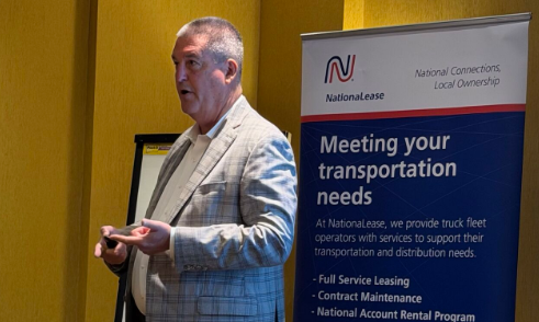 NationaLease President Dean Vicha speaks at a two-day human resources summit in Chicago.