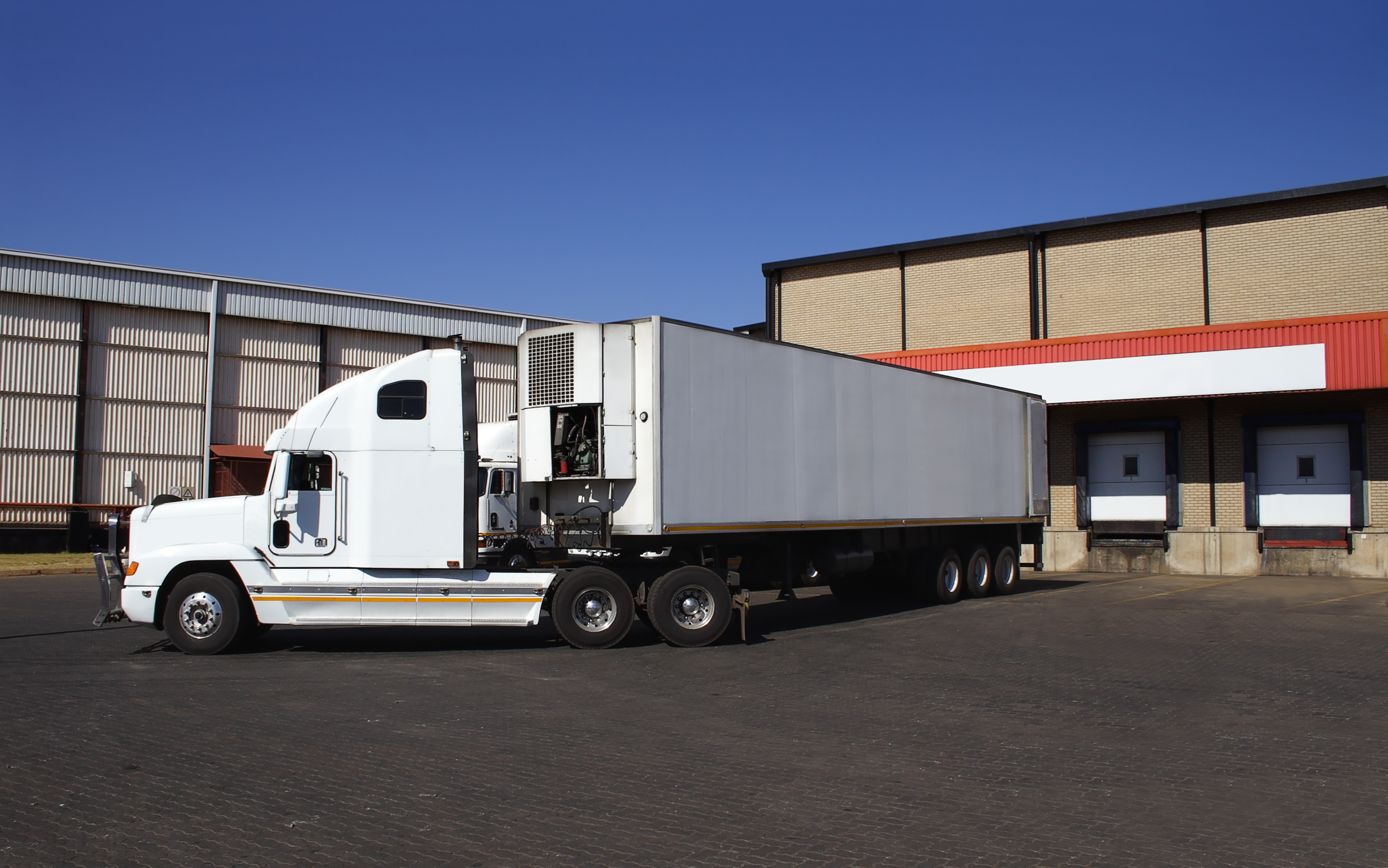 Tractor With Reefer Trailers
